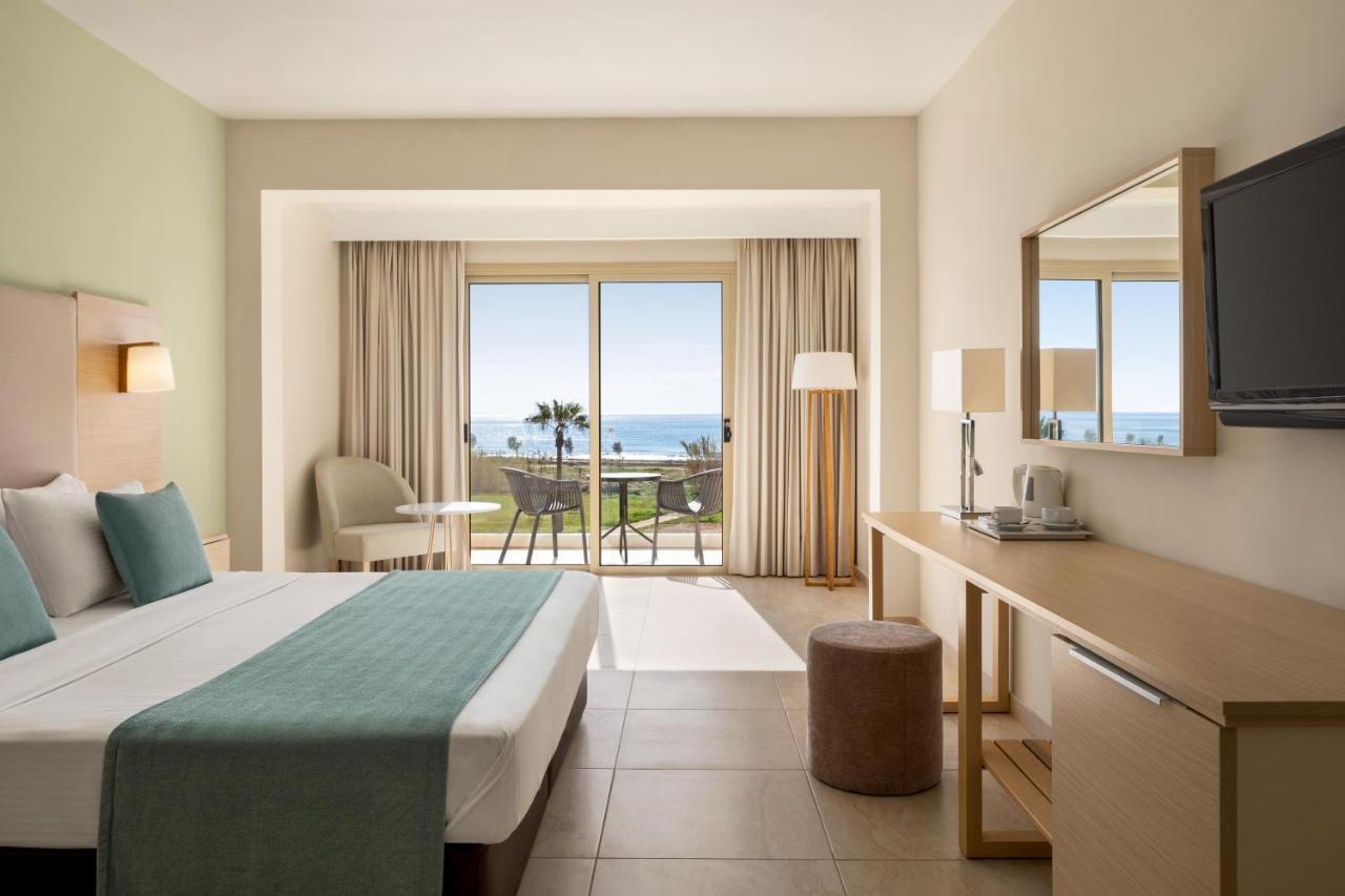 Ramada Hotel & Suites By Wyndham Αγία Νάπα Εξωτερικό φωτογραφία