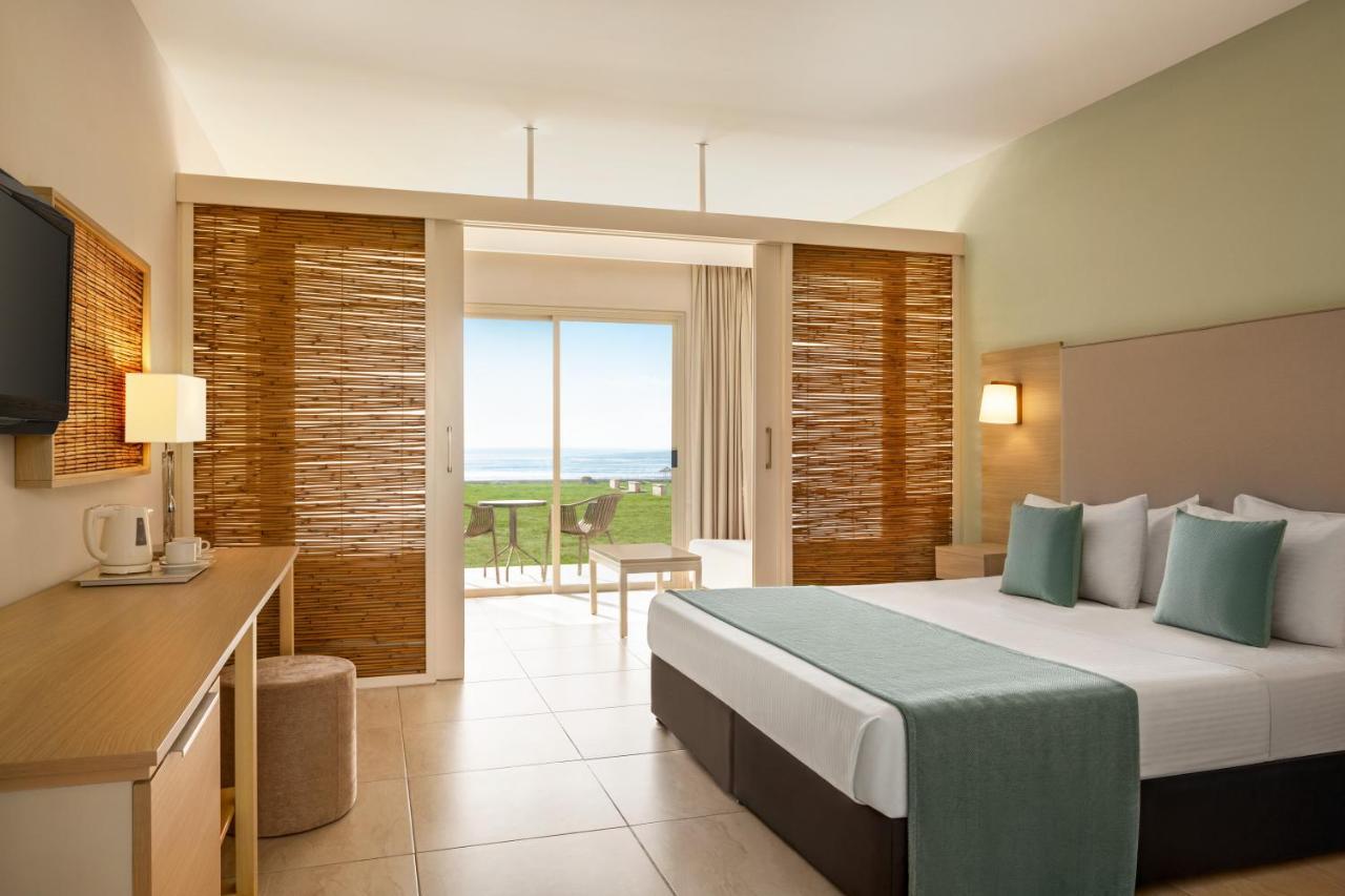 Ramada Hotel & Suites By Wyndham Αγία Νάπα Εξωτερικό φωτογραφία